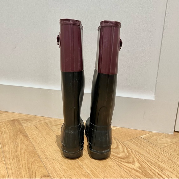 Knee-length black/purple Hunter rainboots size 5 - Picture 6 of 9